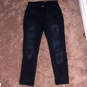 Ripped Boyfriend Jeans
